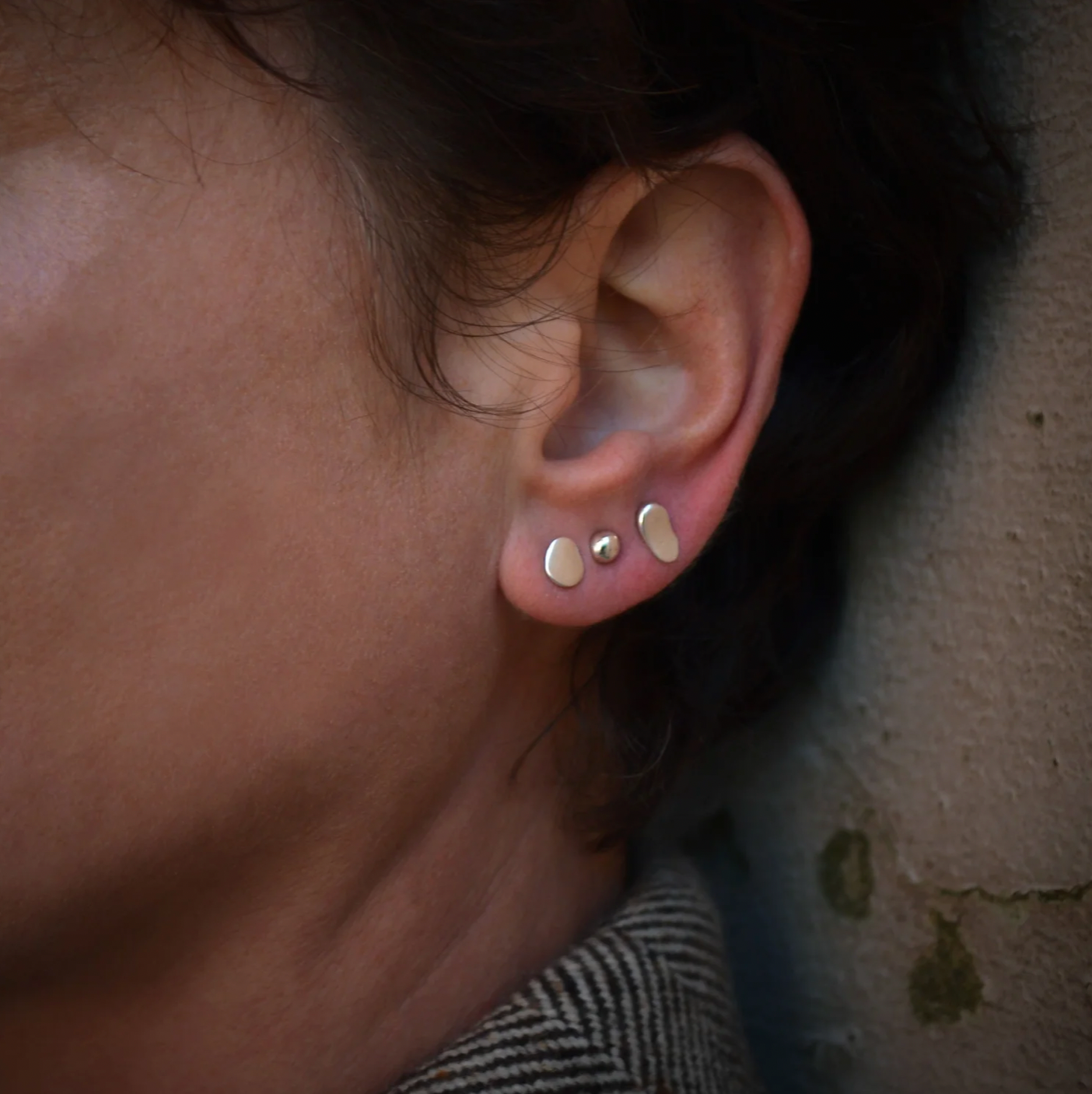 Meet the cat - dot drop sphere silver studs combo