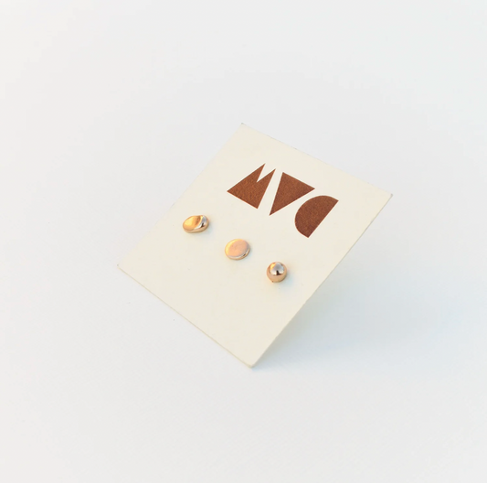 Meet the cat - dot drop sphere bronze studs combo