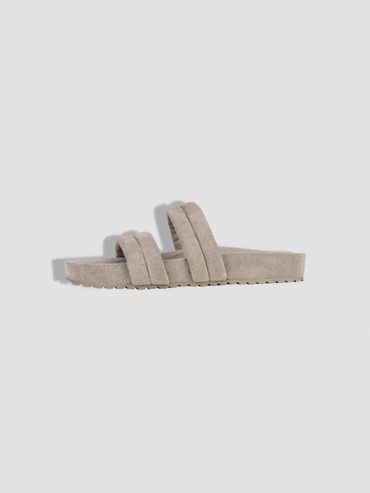 Giles Quilted Slides