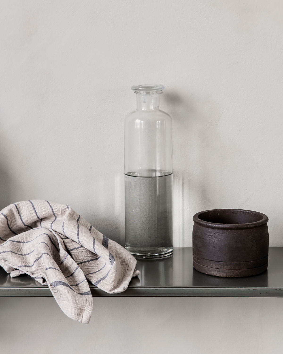 Bottle with Lid, Farma Clear