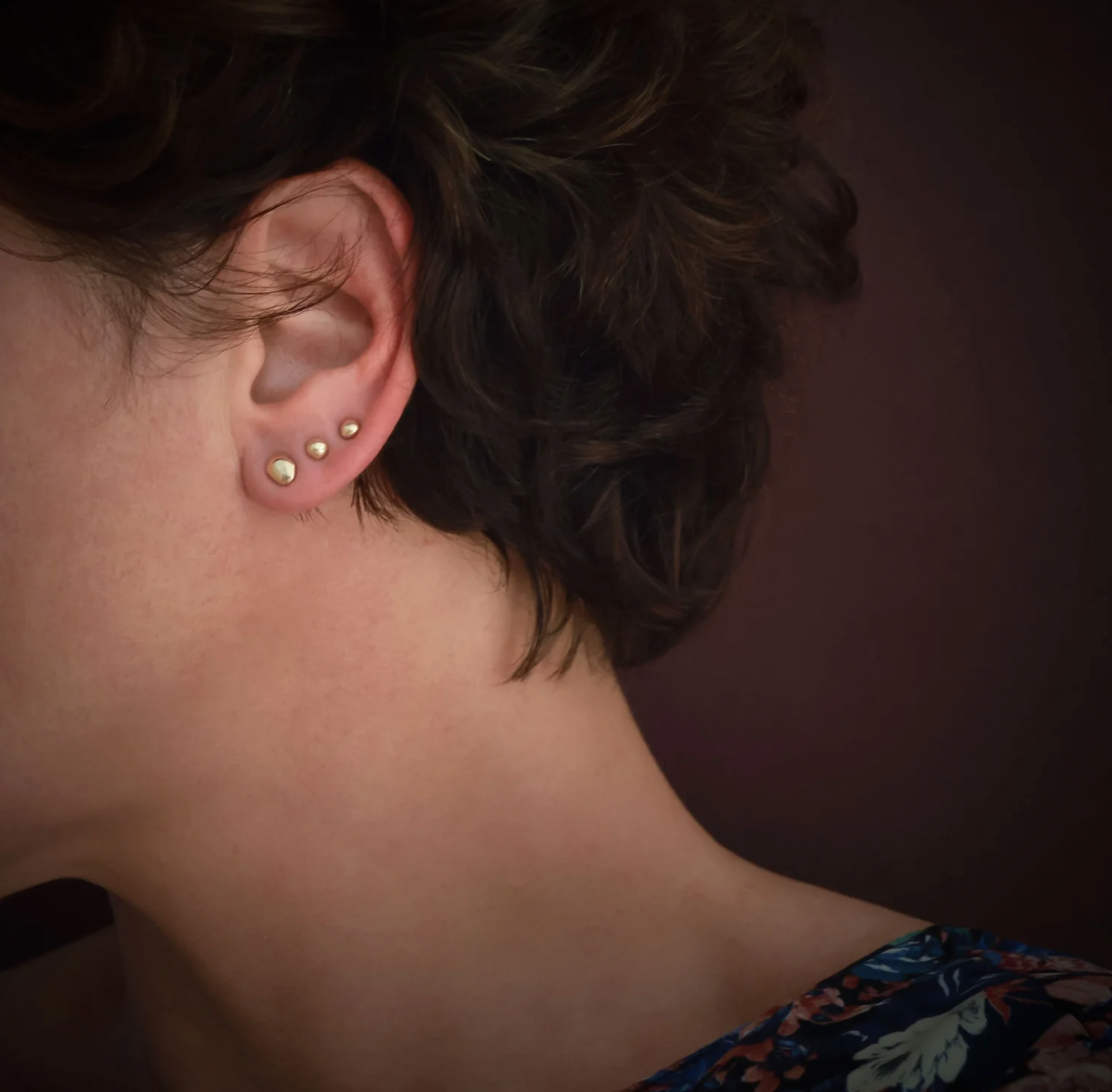 Meet the cat - blobs studs bronze combo