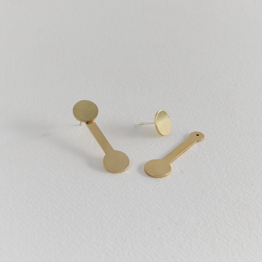 Meet the cat Connect The Dots Ear jackets brass